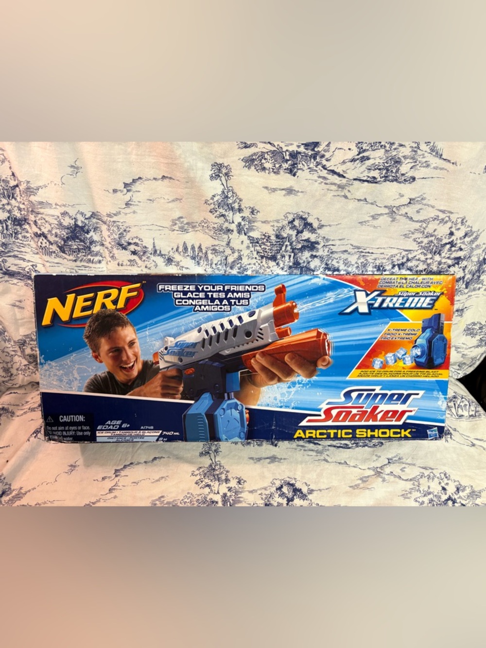 Nerf Super Soaker X-Treme  Arctic Shock Water Gun 25 Oz Drum Shoots 30’ NEW
